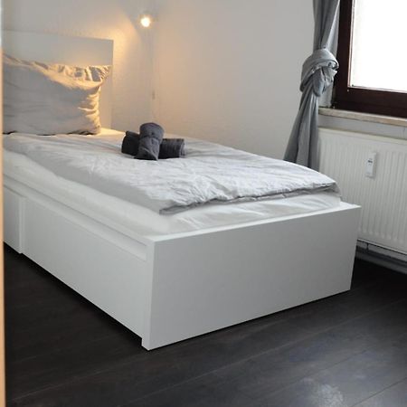 Lehastays - Gruppenapartment Cracau Magdeburgo Esterno foto