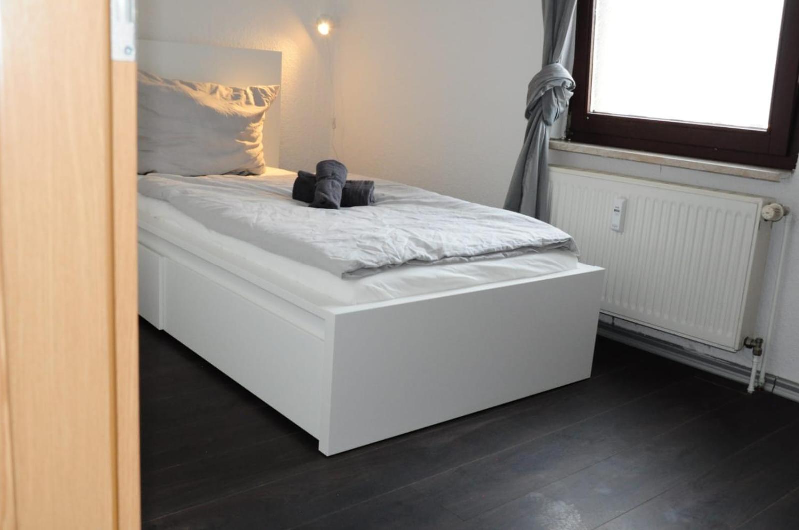 Lehastays - Gruppenapartment Cracau Magdeburgo Esterno foto