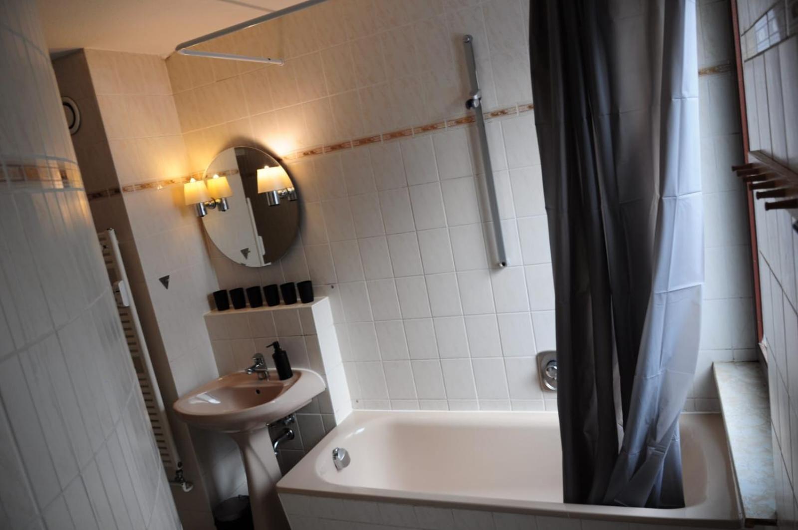 Lehastays - Gruppenapartment Cracau Magdeburgo Esterno foto